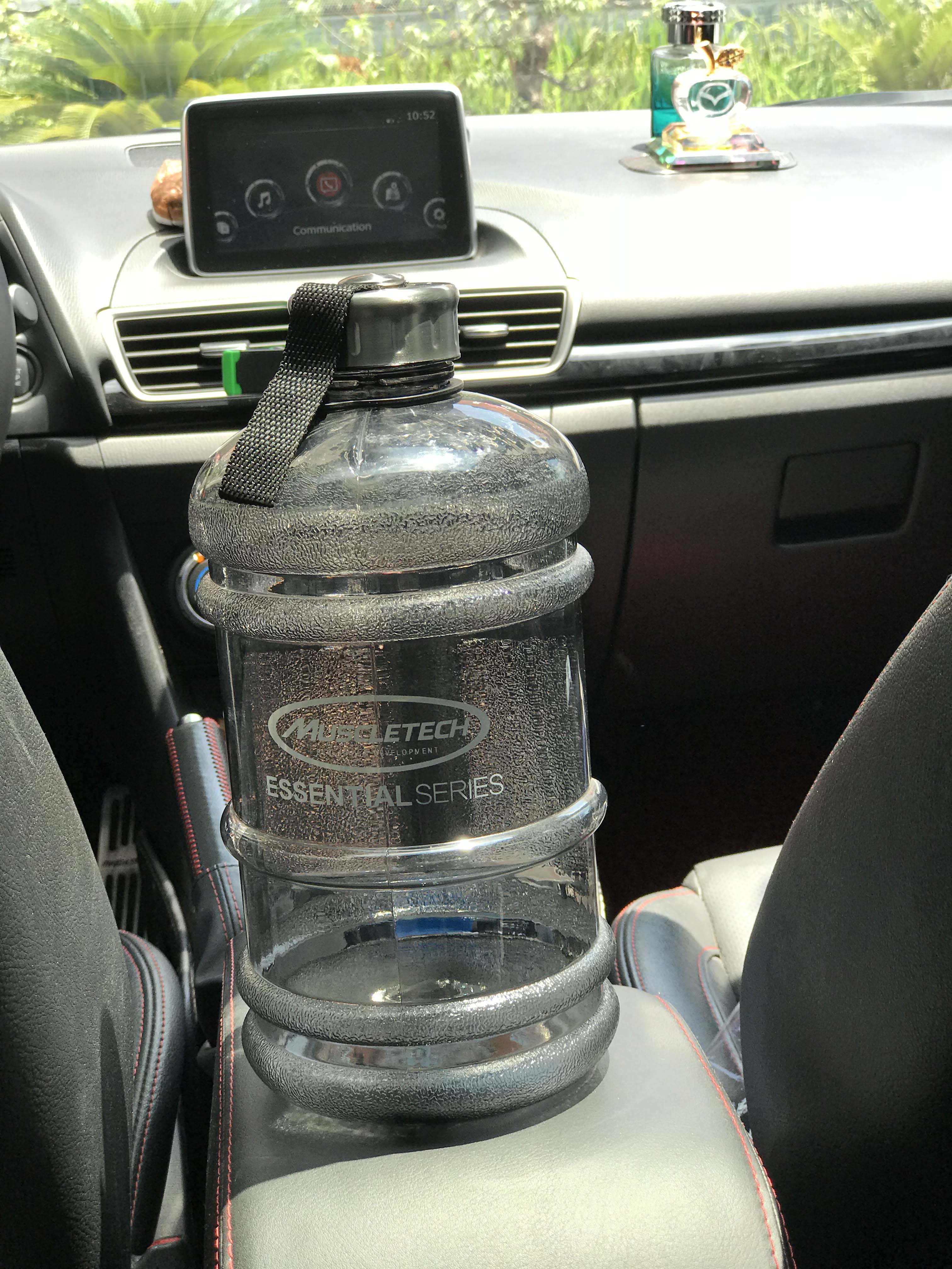 Bình Nước 2.2L Muscle/Bình đựng nước bền, đẹp