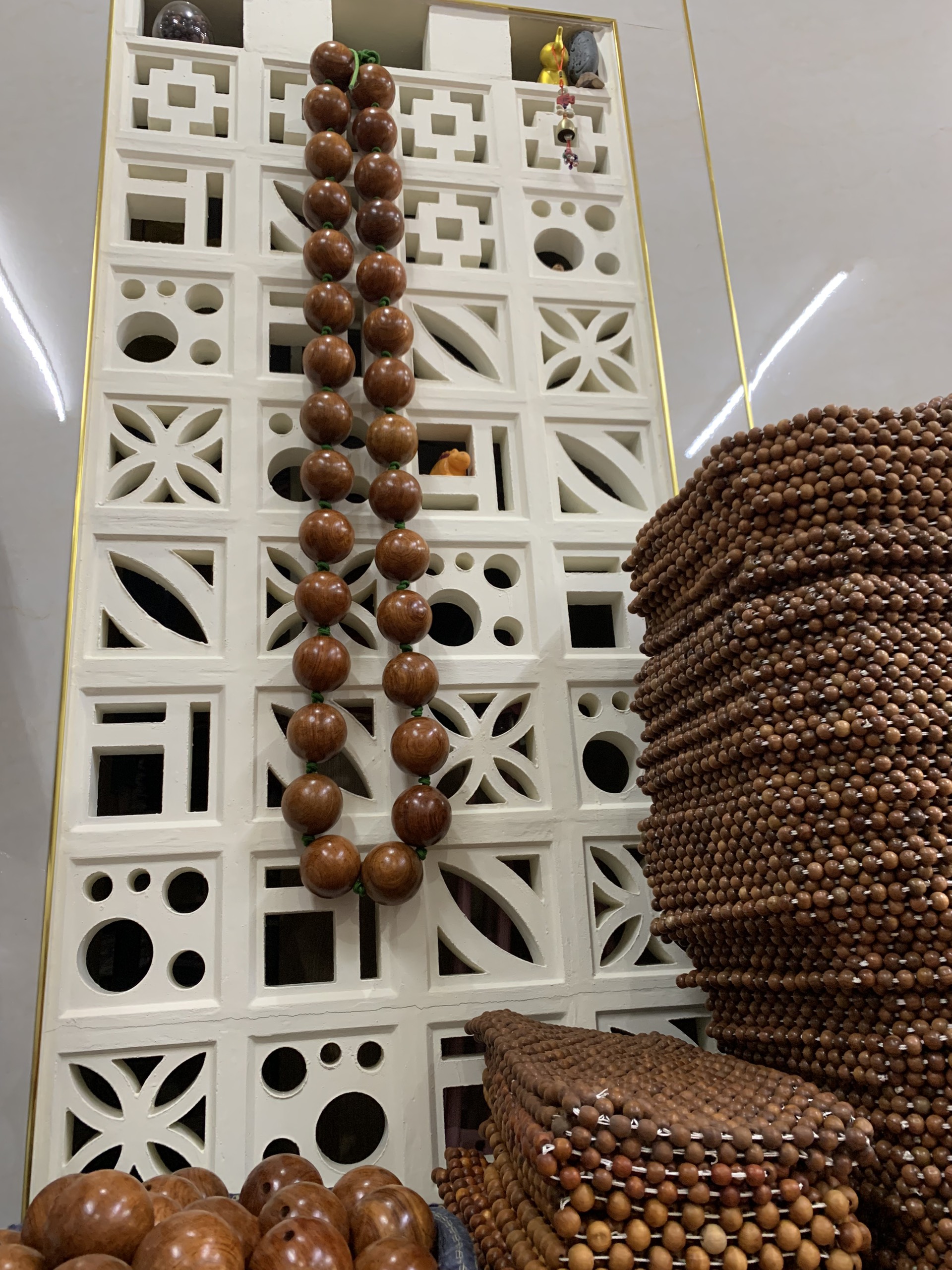 Vòng lắc bụng , eo hạt gỗ Hương