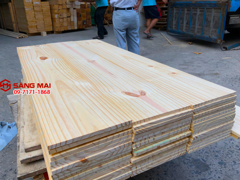 Tấm gỗ thông mặt rộng 20cm x dày 1cm x dài 120cm + láng nhẵn mịn 4 mặt