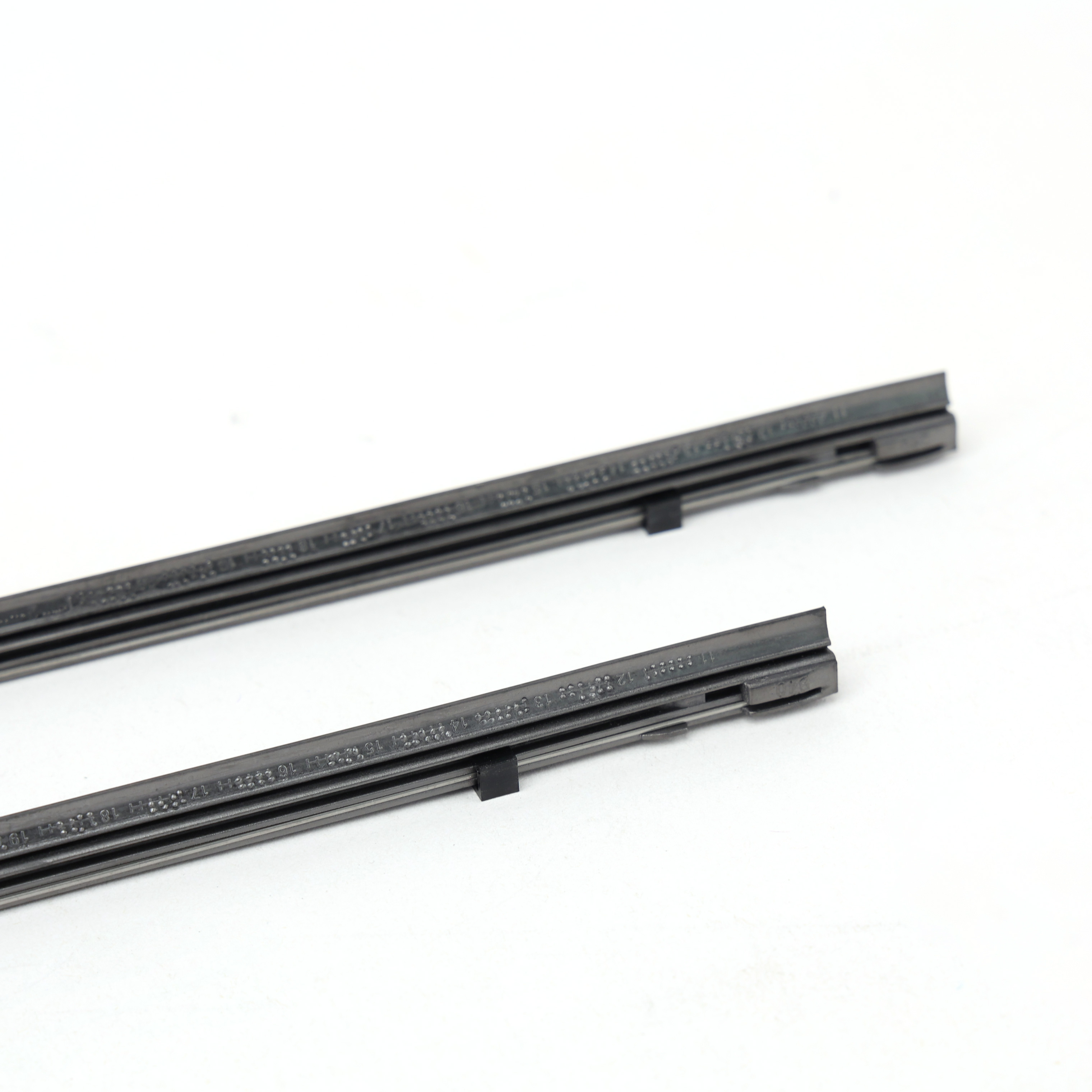 Combo 2 Lưỡi Gạt Mưa Loại A VIAIR R15 (14 Inch/350 mm)