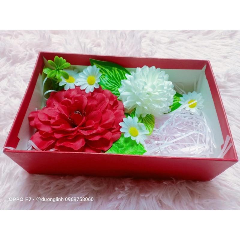 Hộp quà nắp kính trang trí sẵn, 21x16x7cm