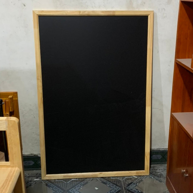 Bảng menu đen khung gỗ 80cm x 120cm