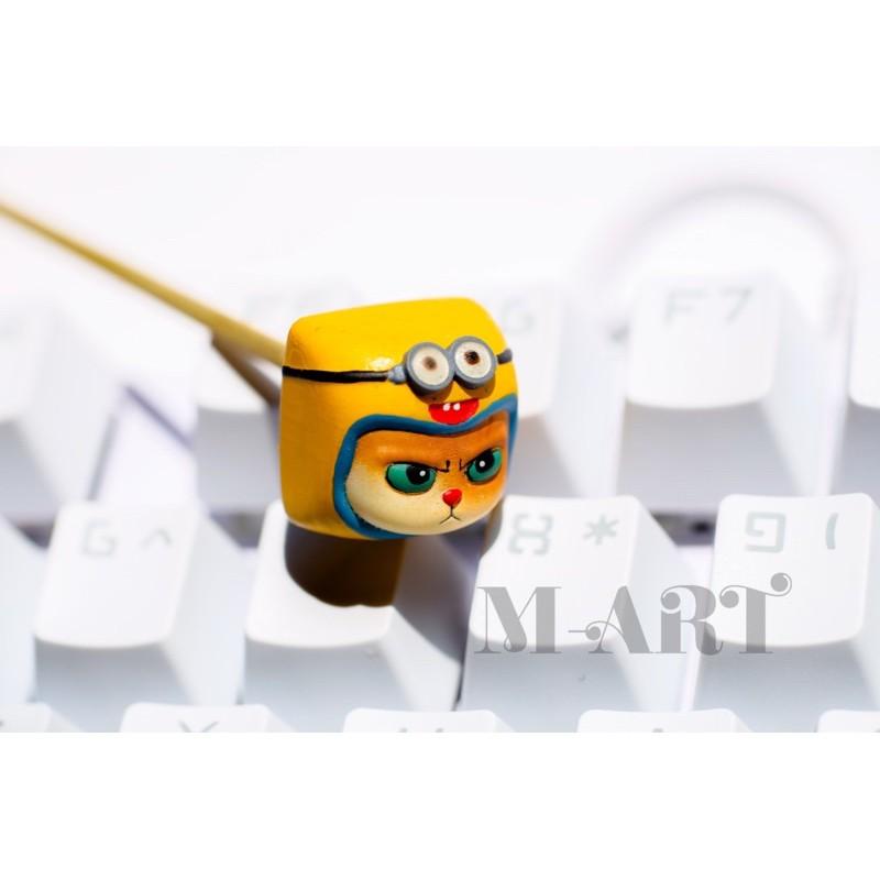 Nút bàn phím cơ mèo dễ thương và chiếc mũ minion - Meowy artisan keycaps