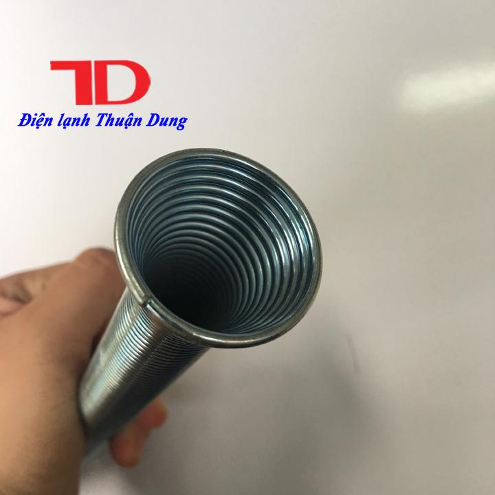 Lò xo uốn ống đồng phi 16 luồn ngoài ống