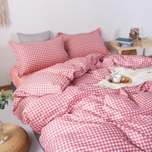 Bộ chăn ga poly cotton - mẫu kẻ ô vuông đỏ