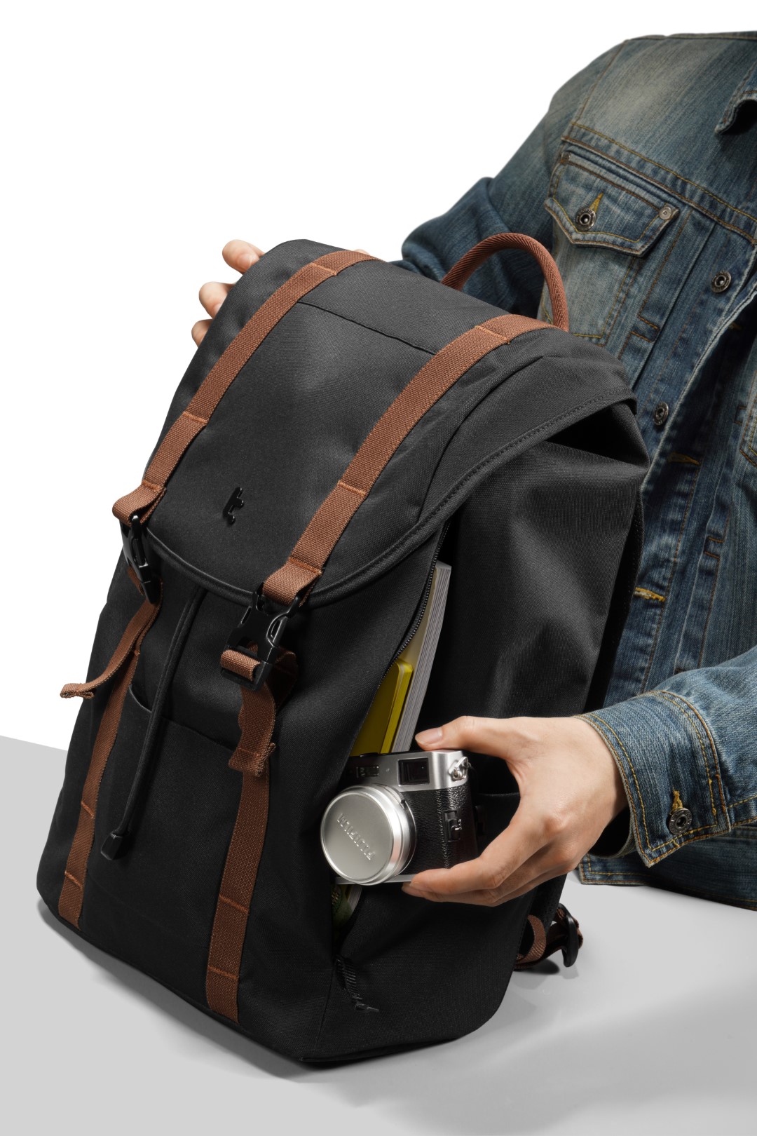 Balo Tomtoc Vintpack Laptop Backpack For 13-16Inch Laptop, Large Capacity 22L TA1