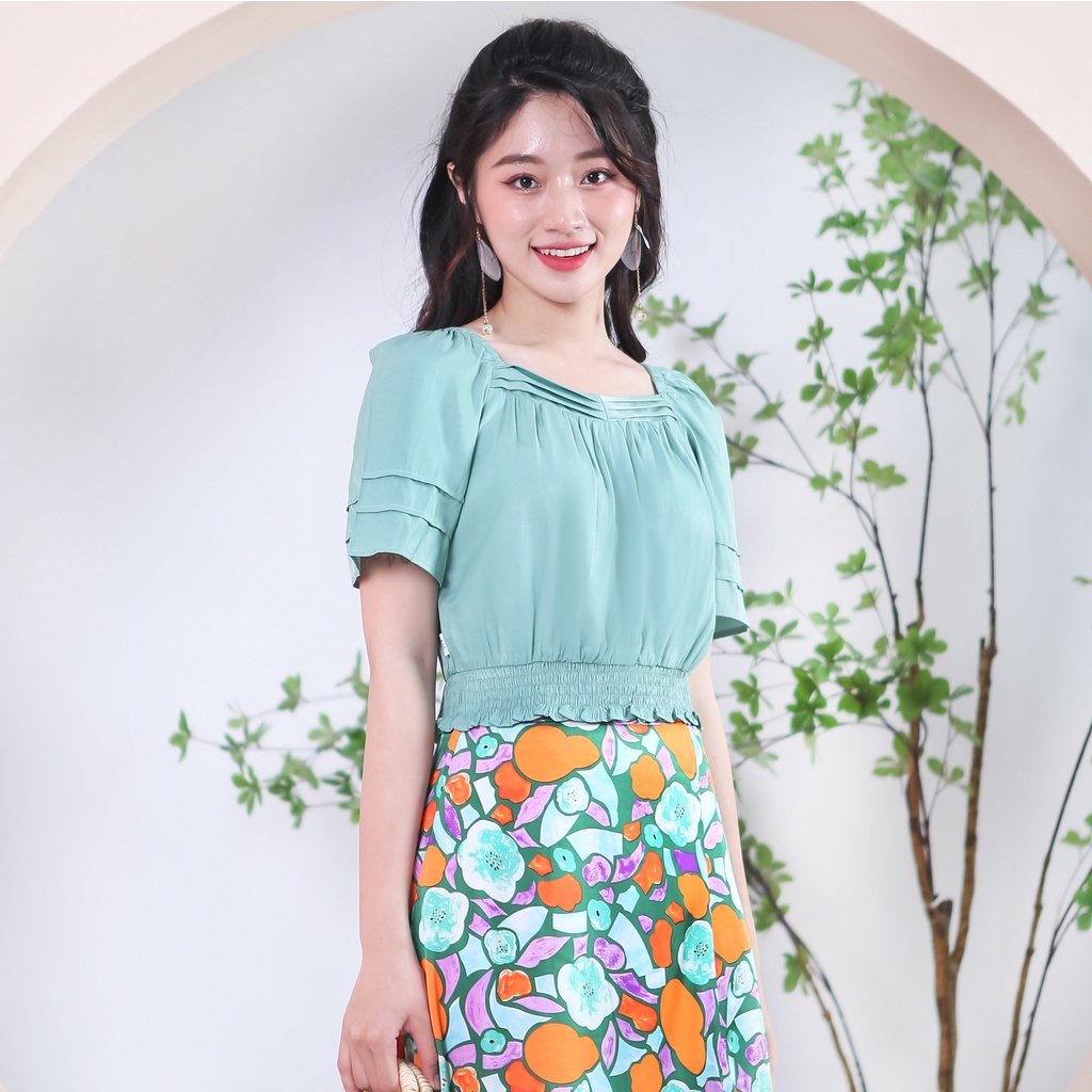 Set Áo Lụa Đũi Ngắn Tay Kèm Chân Váy Dài Xẻ UK Fashion Họa Tiết Hoa Thanh Lịch Nữ Tính, Chất Vải Cao Cấp NKBD2206005