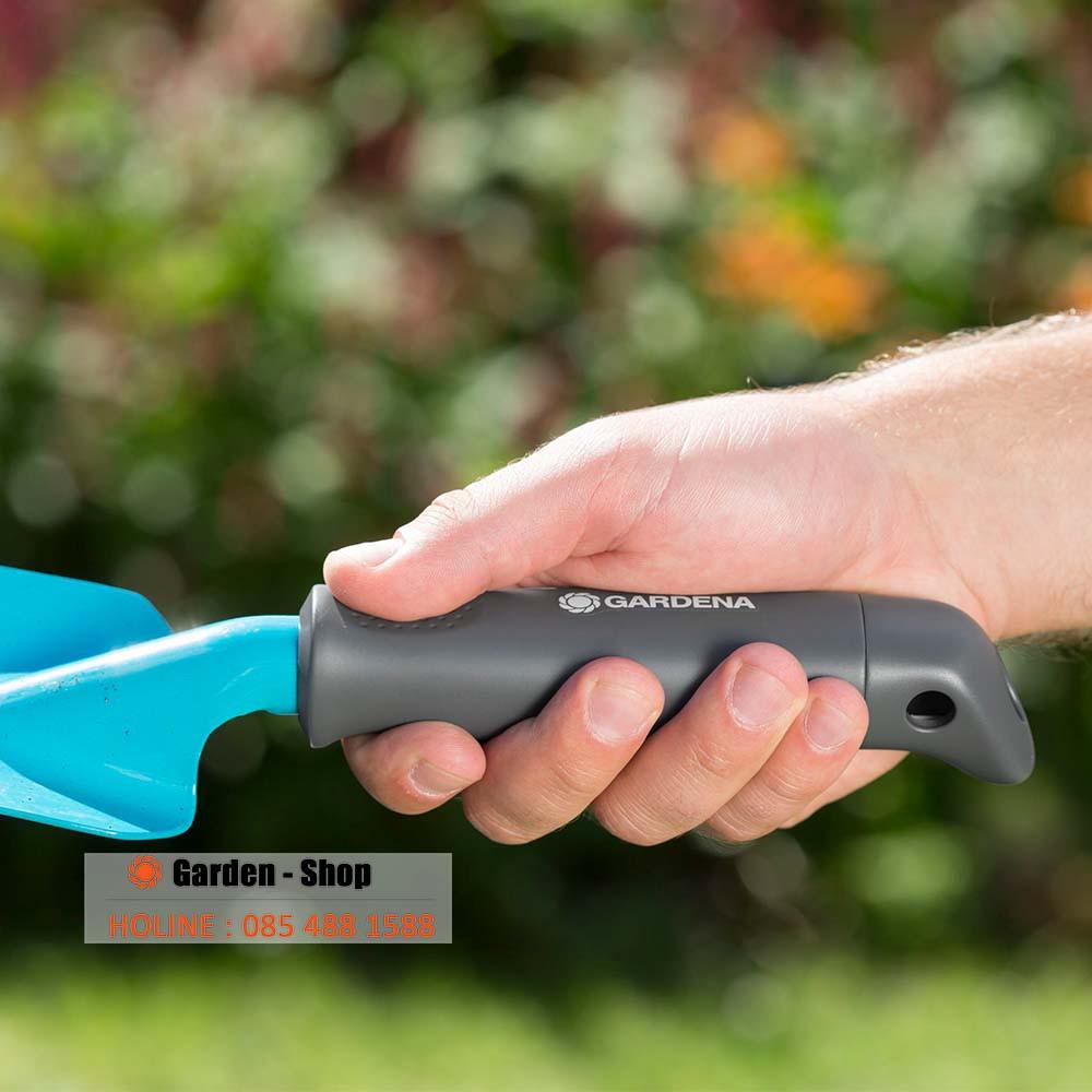 XẺNG LÀM VƯỜN 8CM GARDENA 08950-20