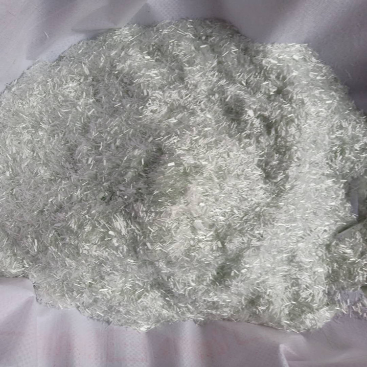 Sợi thuỷ tinh cắt nhỏ, ứng dụng trong phào chỉ, bê tông chống nứt, composite, tole lấy sáng, đúc chậu cảnh