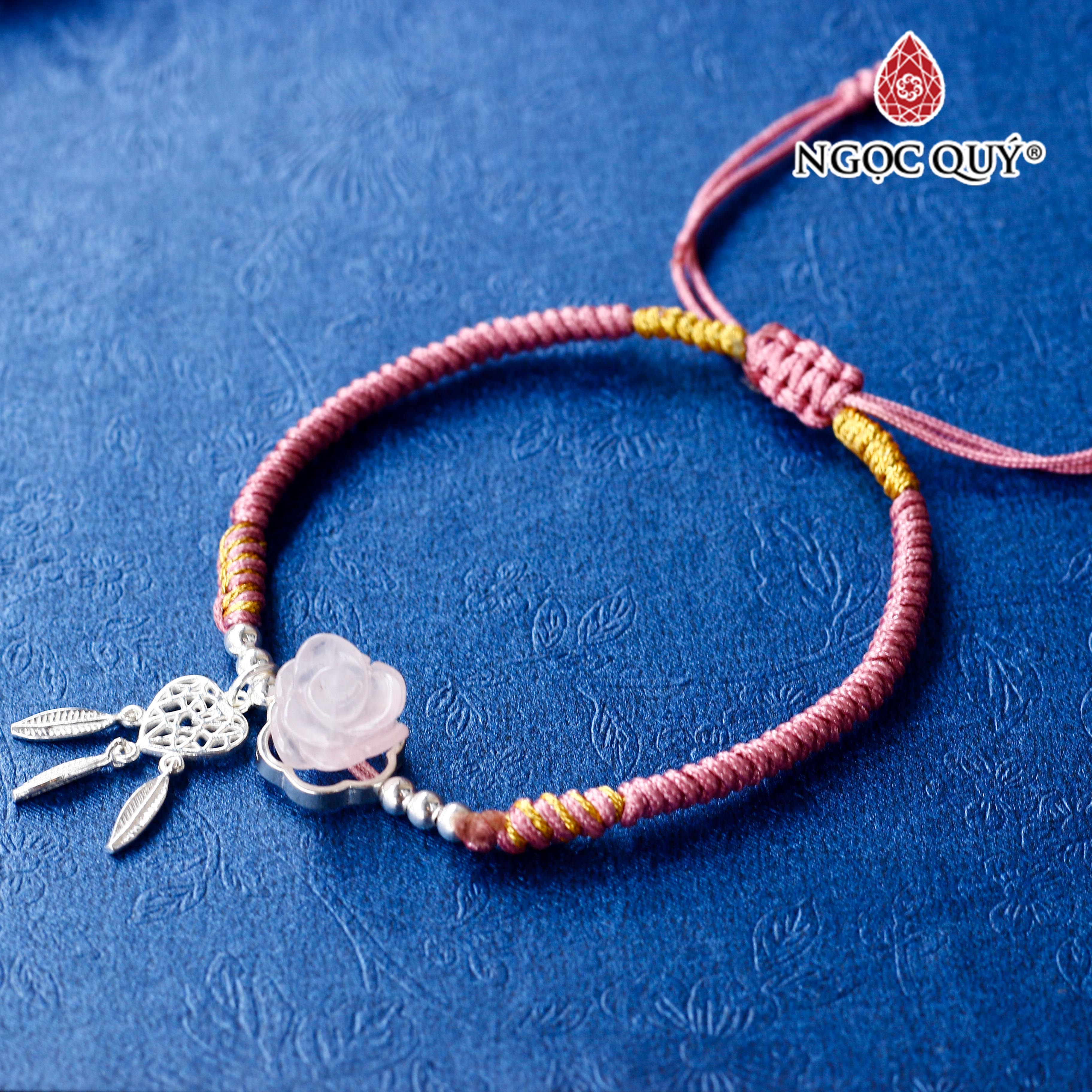 Vòng tay thắt dây hoa hồng đá thiên nhiên phối charm dream catcher trái tim - Ngọc Quý