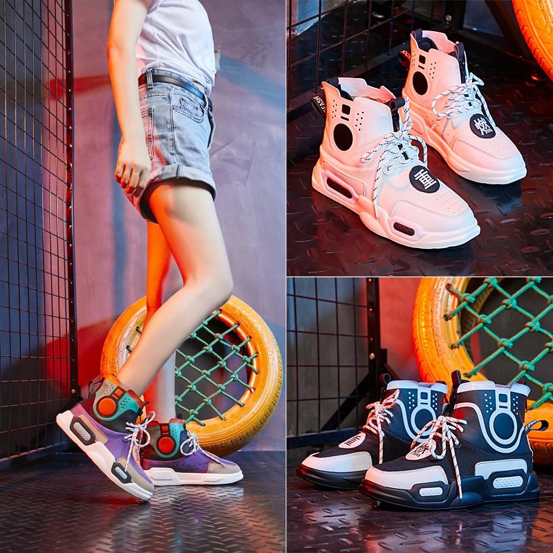 Classic high fashion sneaker for ladies