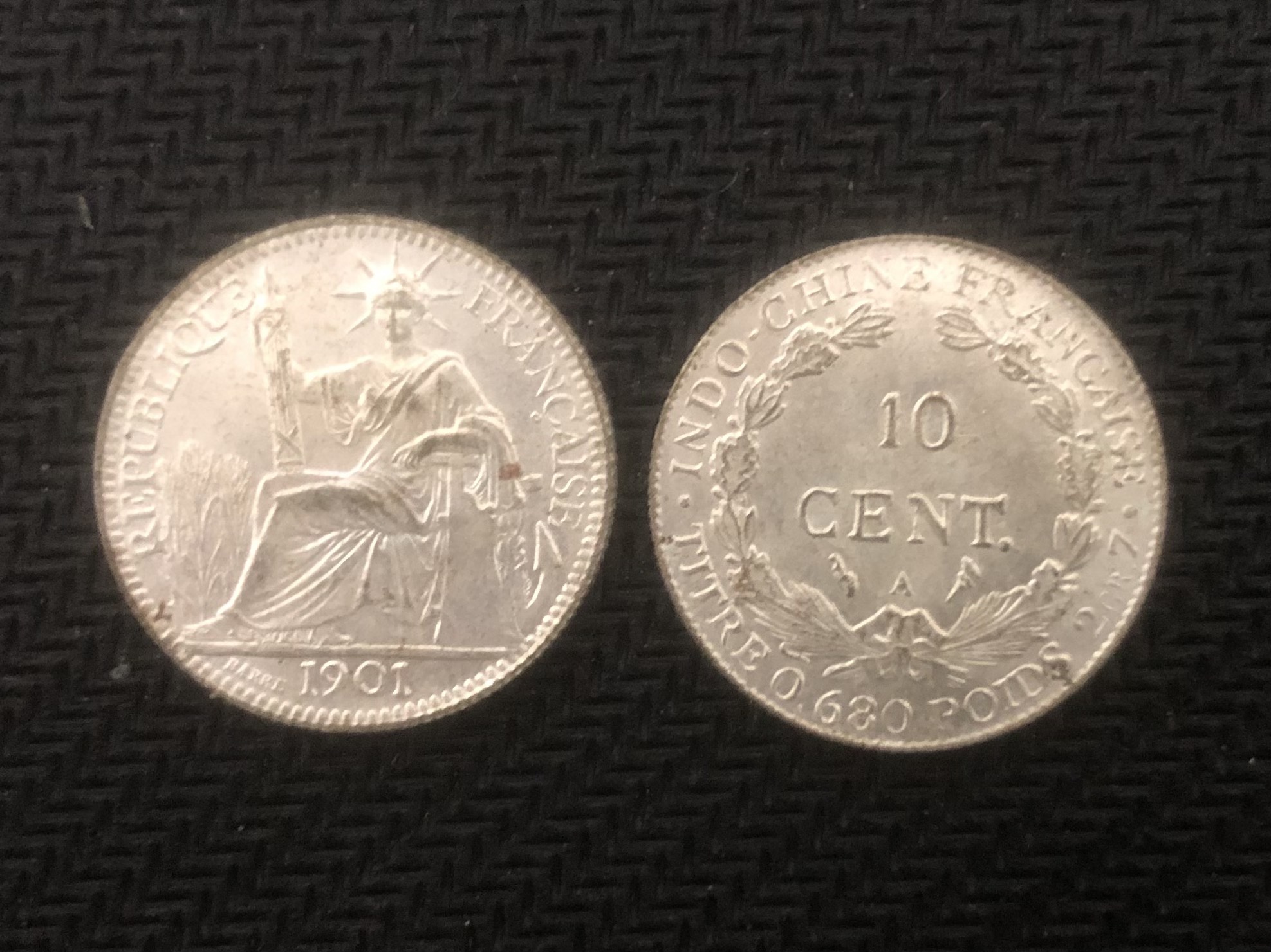 Đồng xu lưu niệm 10 cent hoa xòe Đông Dương 1901