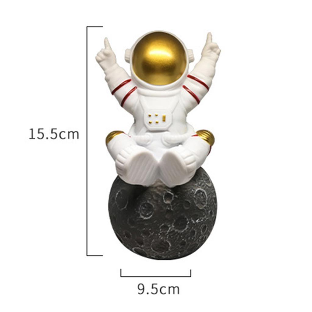 Astronaut Shape Bluetooth Portable Speaker with Mic FM TF Card USB golden