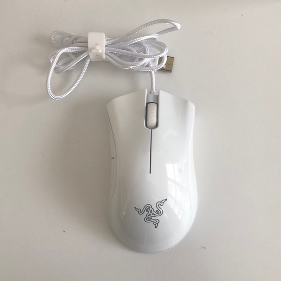 Chuột Razer DeathAdder Essential - Hàng chính hãng