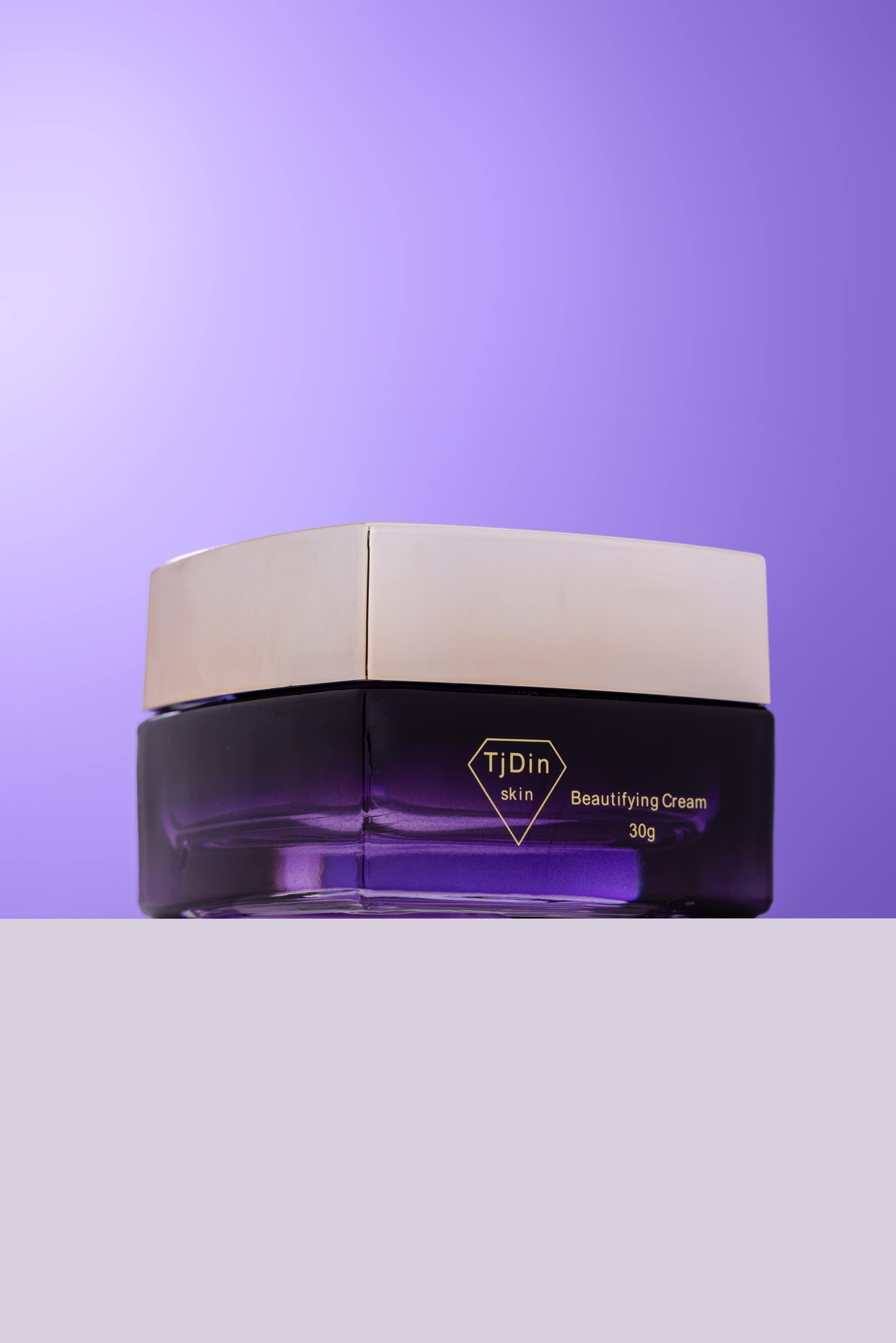 Kem dưỡng da ban ngày Beautifying Cream