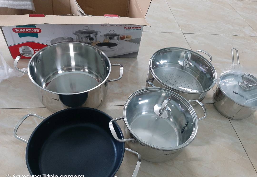 Bộ nồi chảo inox 5 đáy Sunhouse SHG995 dùng cho mọi loại bếp - Hàng chính hãng