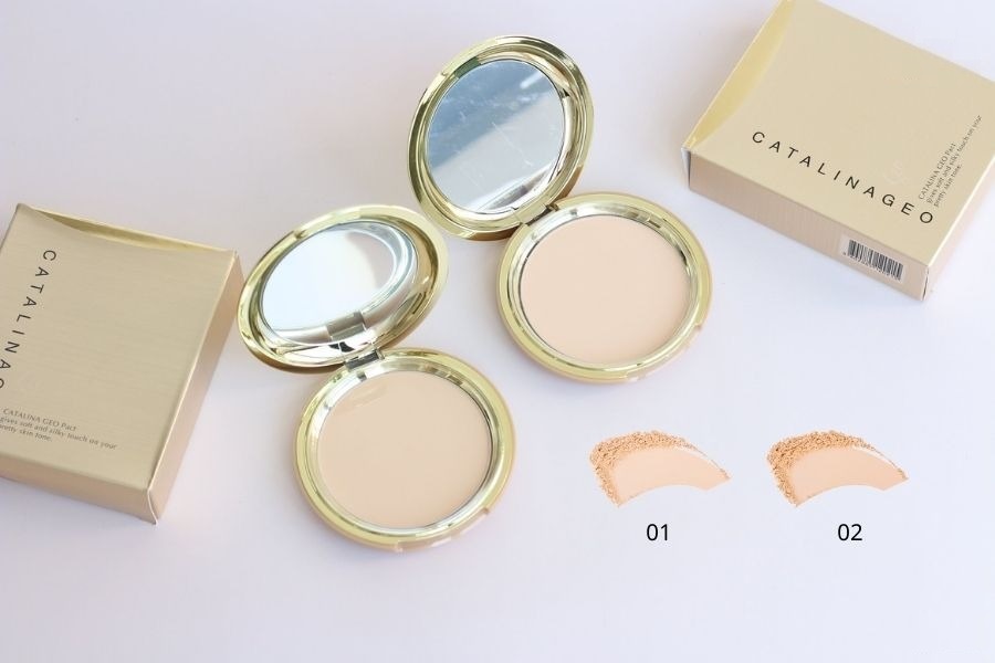 Phấn Phủ Siêu Mịn Kiểm Soát Dầu Nhờn Catalina Geo Pact 22g