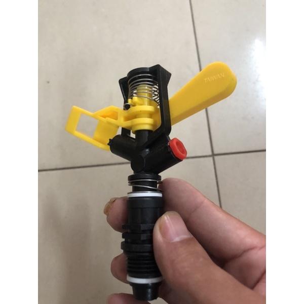 Vòi tưới văng phun mưa tưới vườn, tưới rau, tưới mái văng xa 10m
