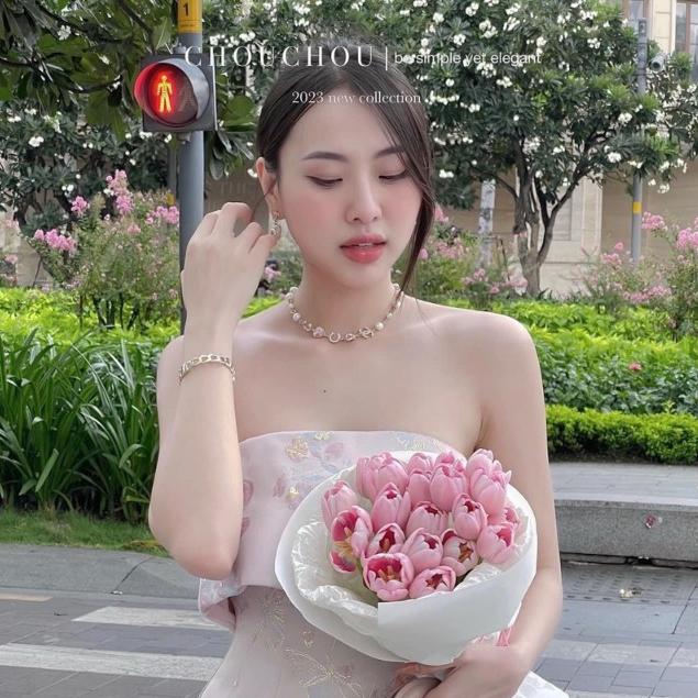 Set bộ nữ, áo quây ngực dập chìm hoa cực xinh chuẩn hàng thiết kế Trendy Clothing