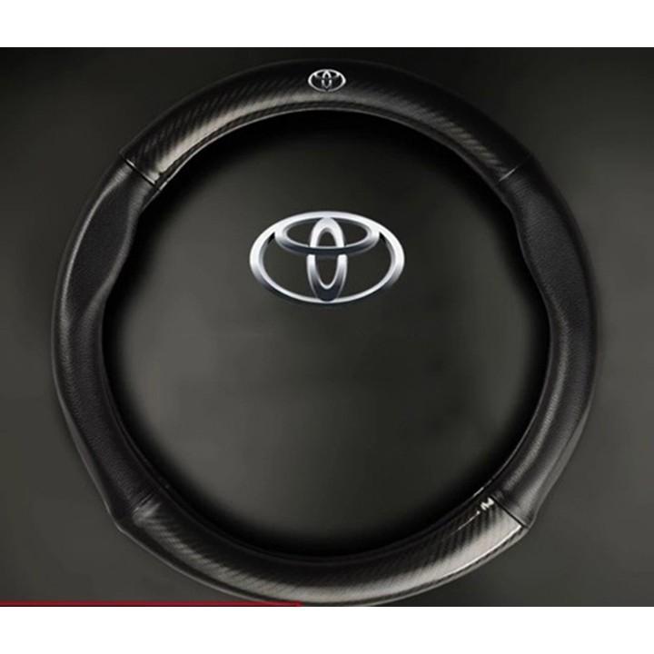 Bọc vô lăng carbon có logo theo hãng xe- cam kêt chất lượng và giá