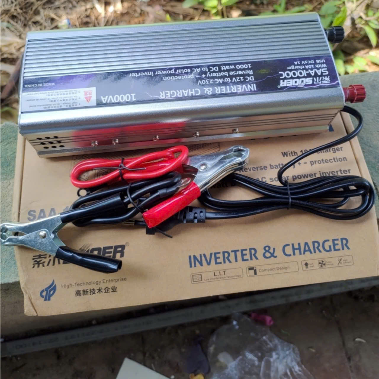 Inverter chuyển đổi điện 12v lên 220v 1000w CÔNG SUẤT ĐỦ có sạc ắc quy 10a 2IN1