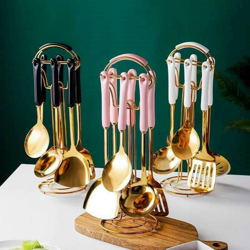 Bộ dụng cụ nấu ăn nhà bếp treo muôi muỗng sạn bằng vàng 6 món - Set giá sạn hươu vàng treo mạ vàng