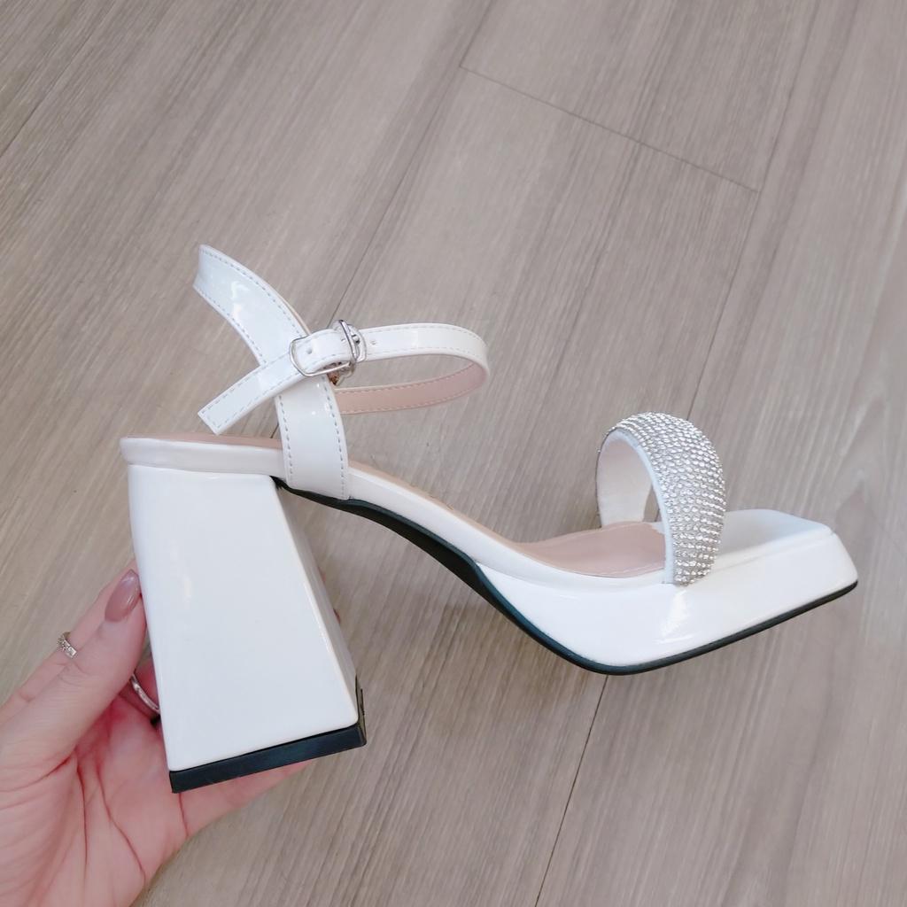 Sandal cao gót quai ngang đính hạt ROSATA RO469 cao 8p- Trắng, Đen - HÀNG VIỆT NAM - BKSTORE