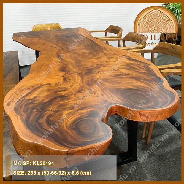 Mặt bàn uốn lượn tự nhiên độc đáo, gỗ me tây nguyên tấm KL20194
