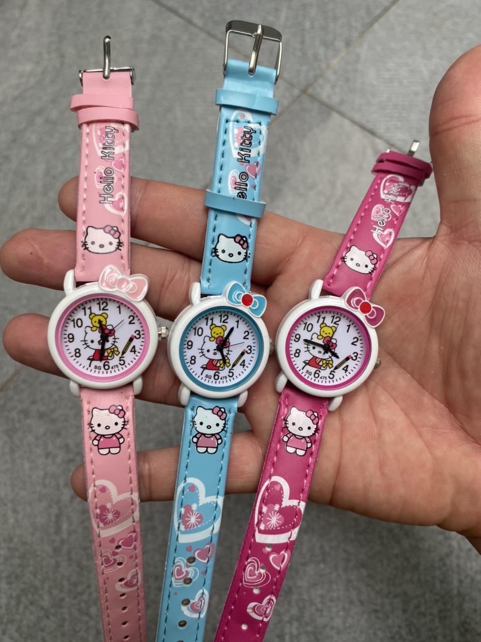 Đồng Hồ Trẻ Em KITTY DH04 Hình Hello Kitty cho bé gái (Hình Chụp Thật)