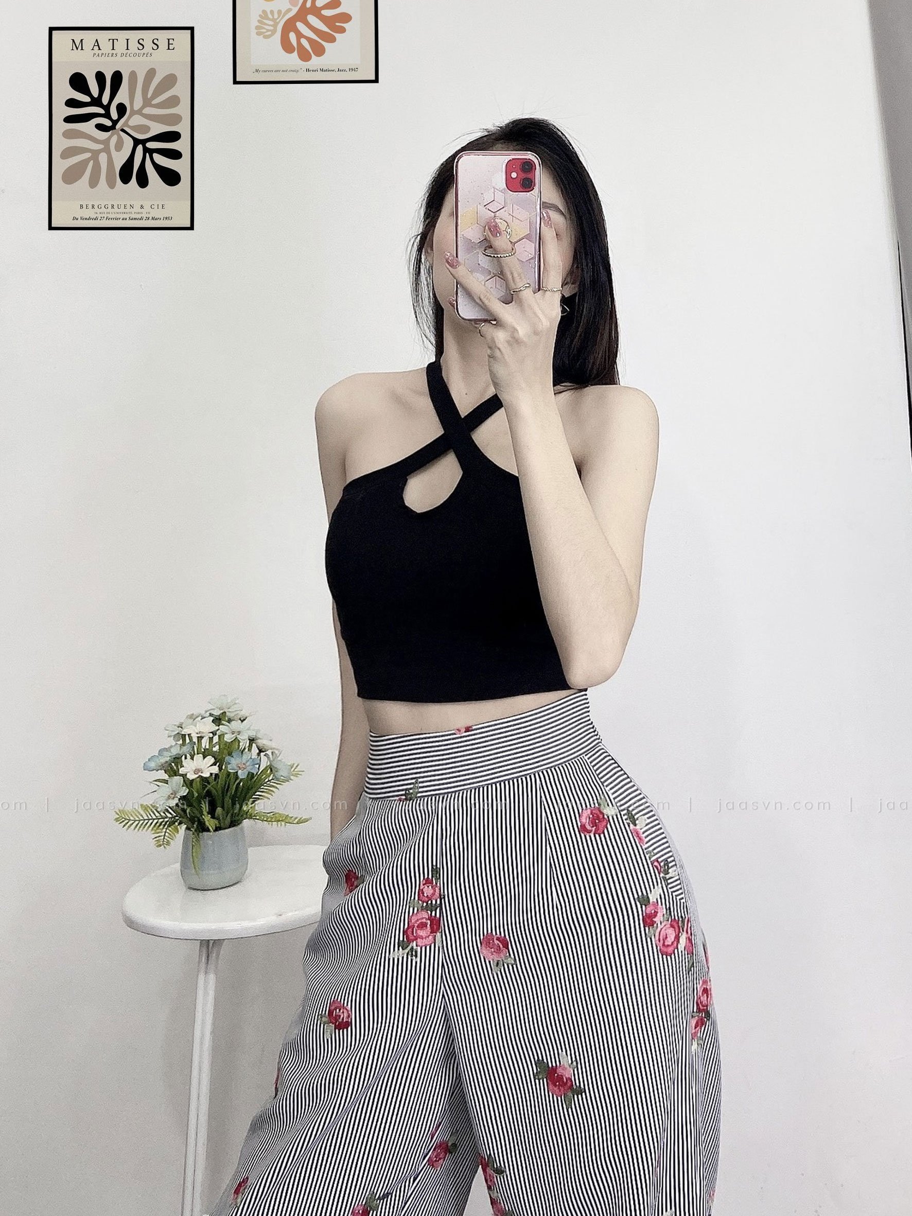 Áo croptop hai dây chéo ngực