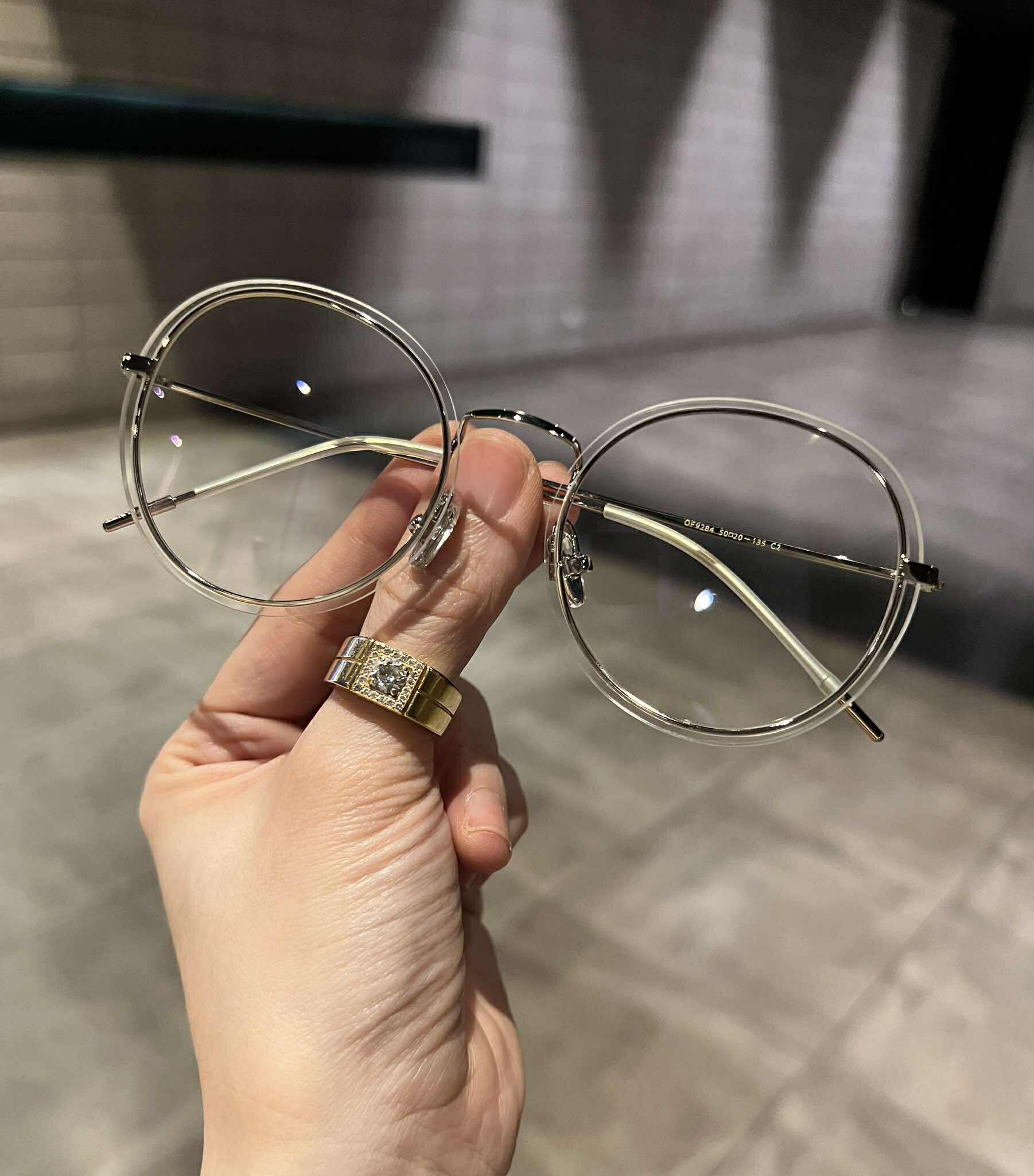 Kính Mắt tròn trong suốt không viền gọng kim loại nhẹ Korea