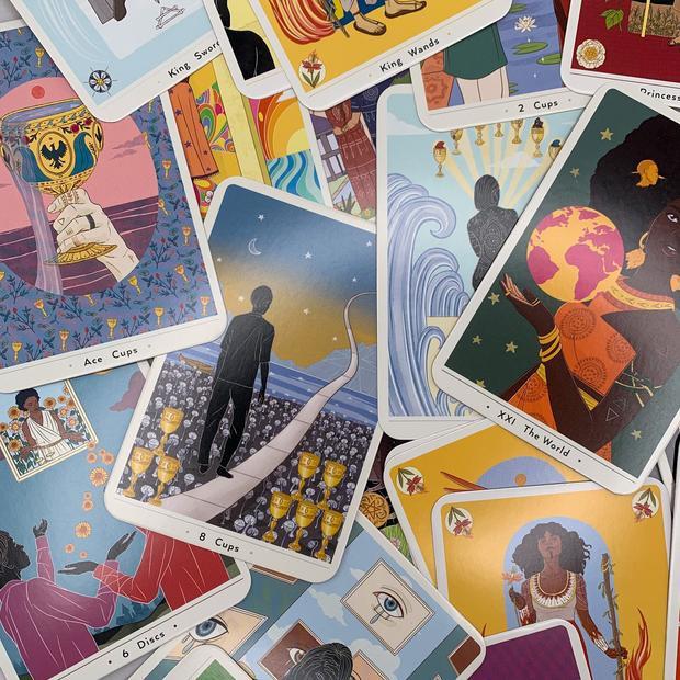 Bài Oracle True Heart Intuitive Tarot Tặng Đá Thanh Tẩy