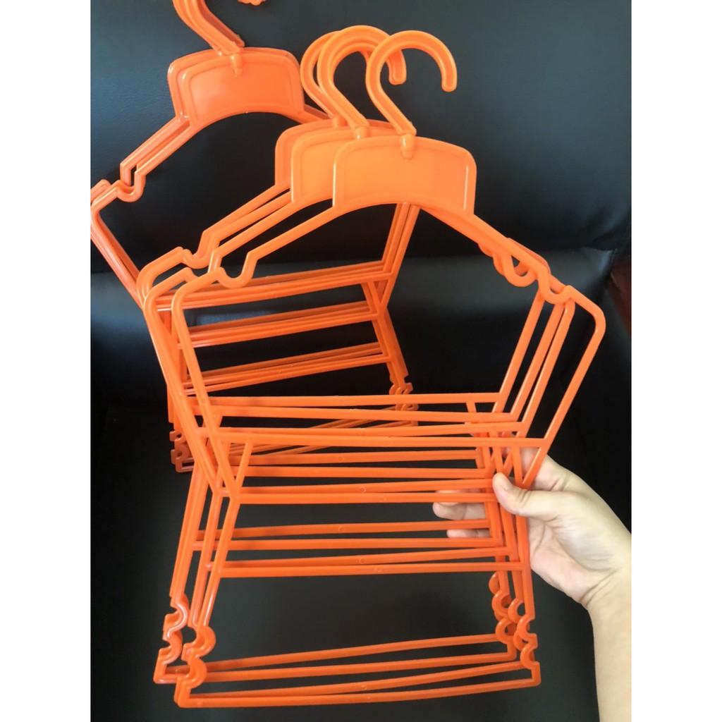 Móc treo quần áo trẻ em, móc bộ trẻ me size to 3-6 tuổi