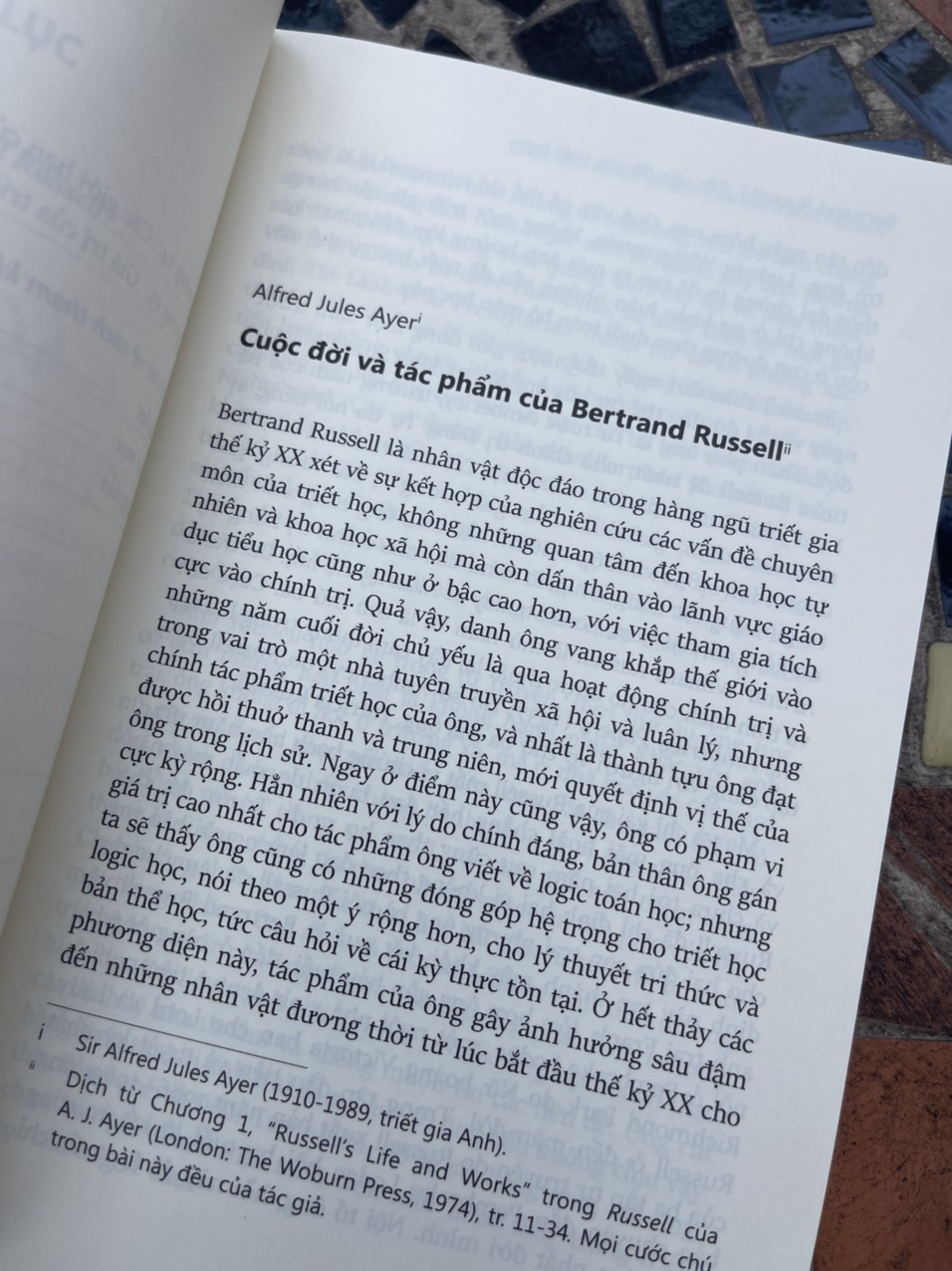 CÁC VẤN ĐỀ CỦA TRIẾT HỌC - Bertrand Russell - Huỳnh Duy Thanh dịch – Viện Ired - bìa mềm