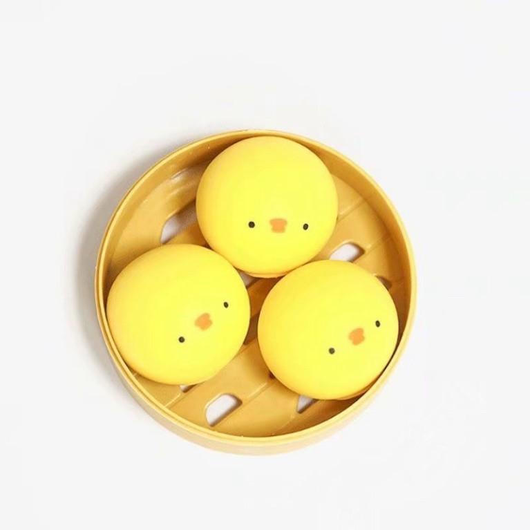 GUDETAMA SQUIShY Bánh Bao Bóp Hạt Xanh Và Hồng cực đáng yêu mochi slime