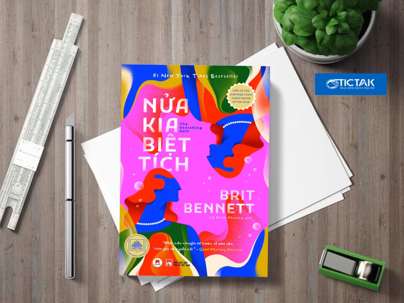 NỬA KIA BIỆT TÍCH
