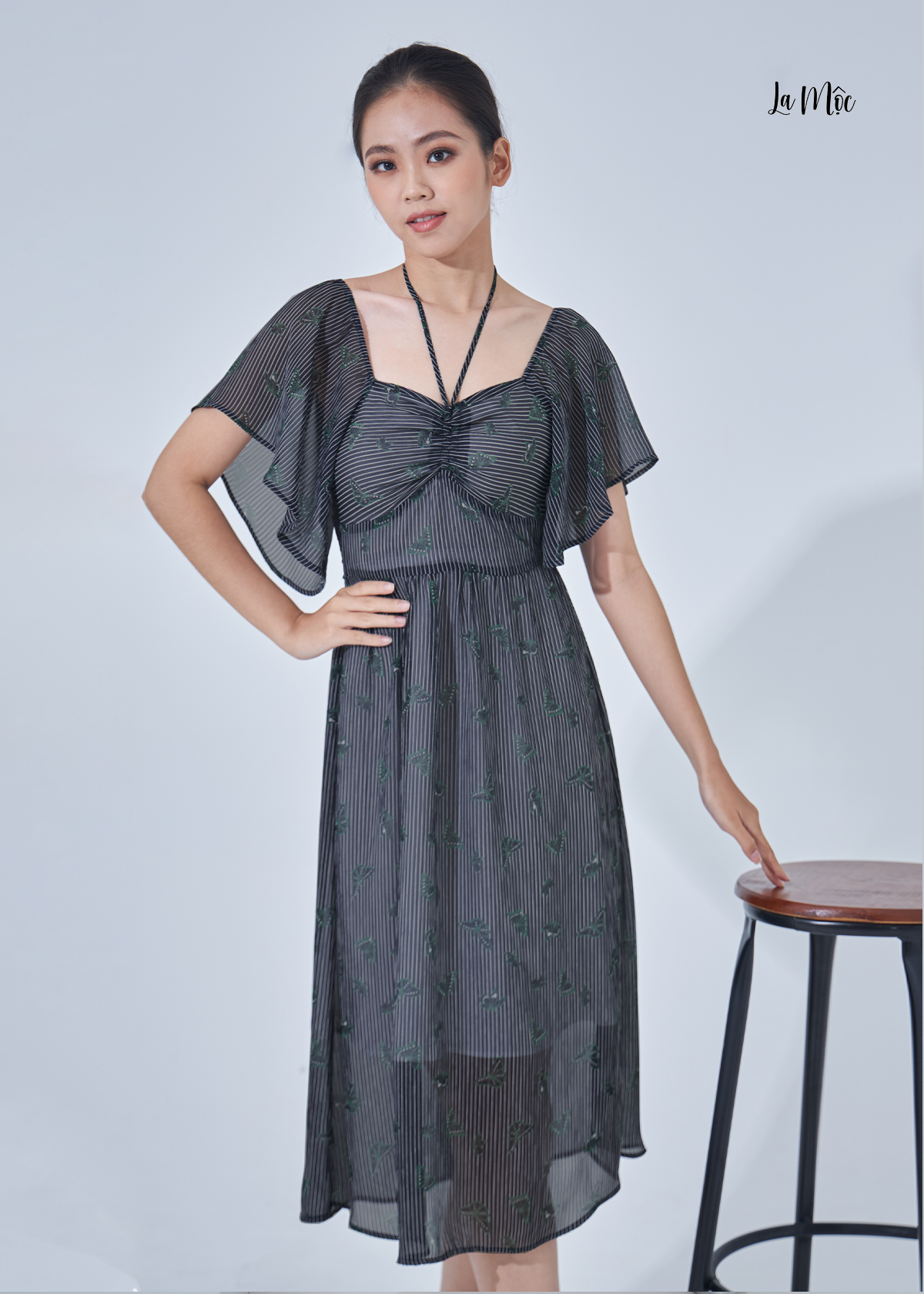 Đầm lửng chiffon cổ vuông dây rút ngực Maxivic, La Mộc LM012290