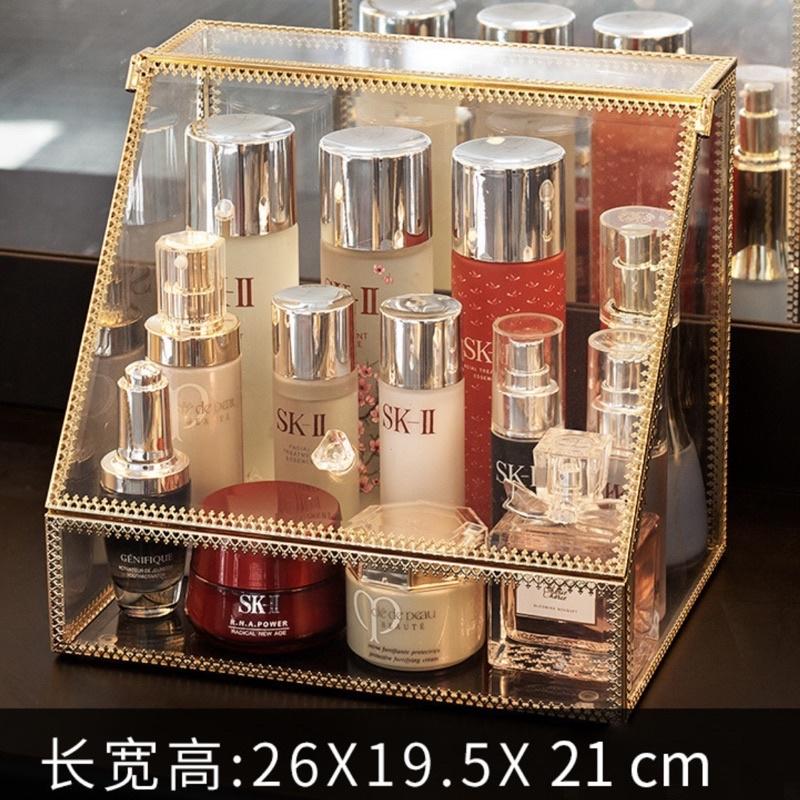 Tủ đựng mỹ phẩm cao cấp viền kim loại