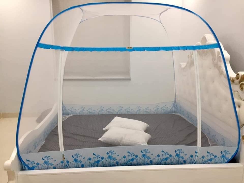 Màn chụp cao cấp Mộc Miên đỉnh rộng kích thước 1,2mx2m - Trắng Viền Xanh