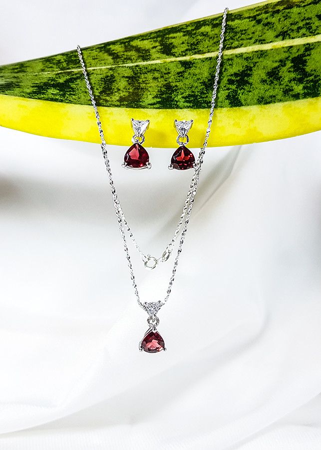 Bộ bông tai dây chuyền đá Garnet trái tim LAT.190