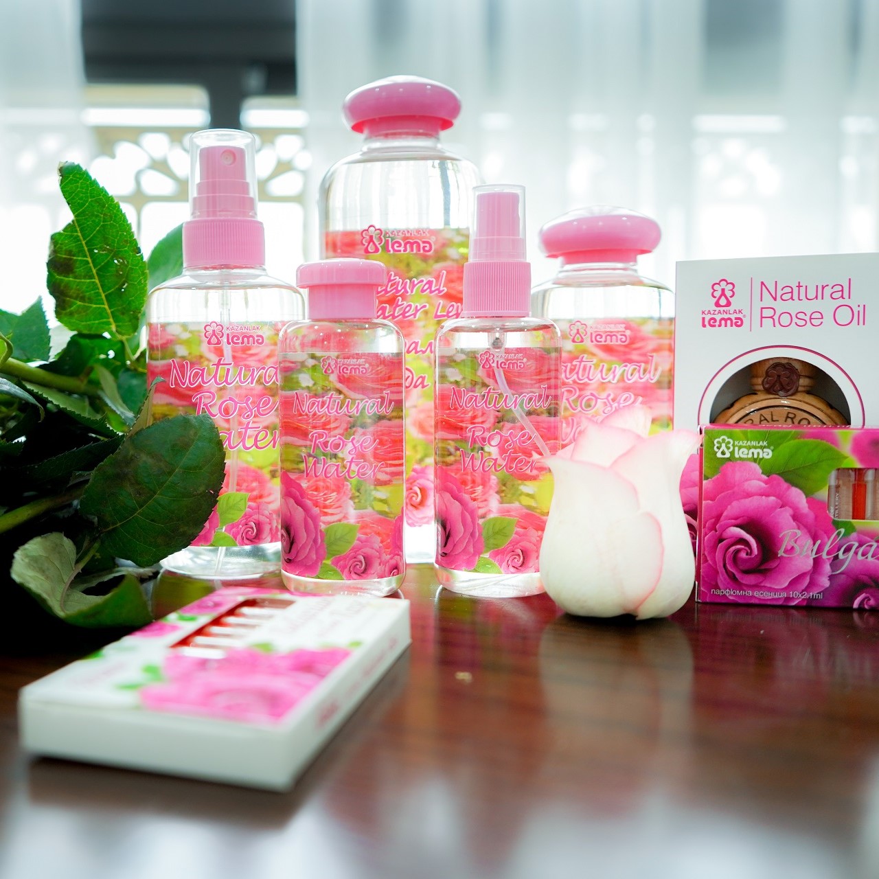 Nước hoa hồng Bulgaria thương hiệu Lema nguyên chất tự nhiên 100ml dạng xịt, nước hoa hồng nhập khẩu chính hãng