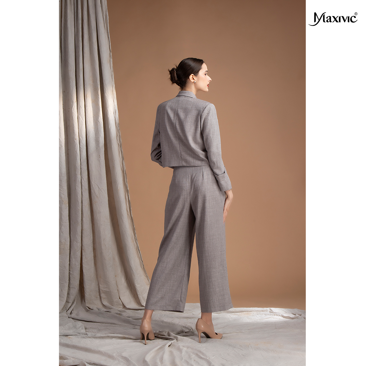 Quần tây xám đỏ cotton xô Maxivic M092318Q