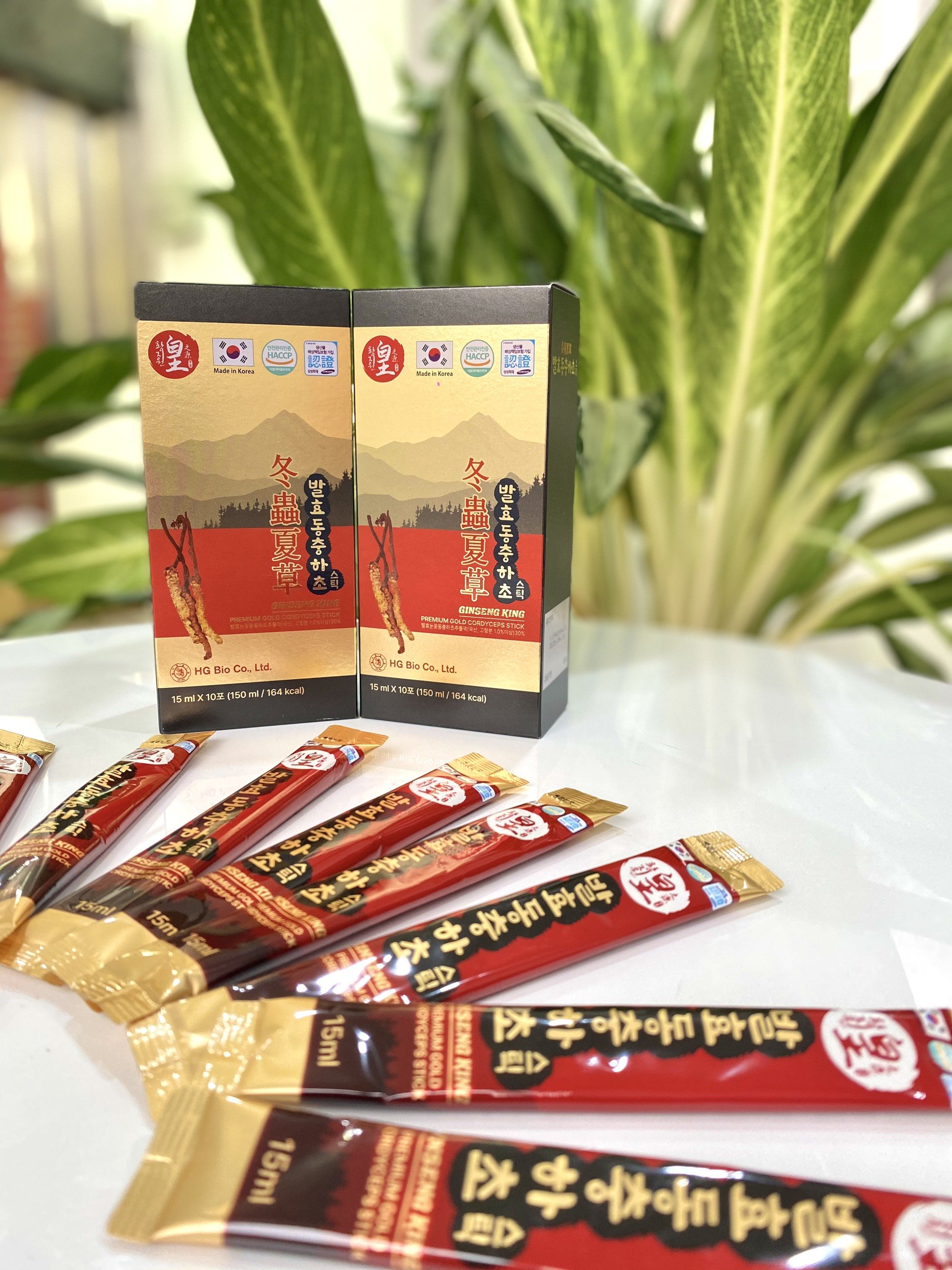 Tinh chất đông trùng hạ thảo stick Hàn Quốc Premium Gold Cordyceps Stick