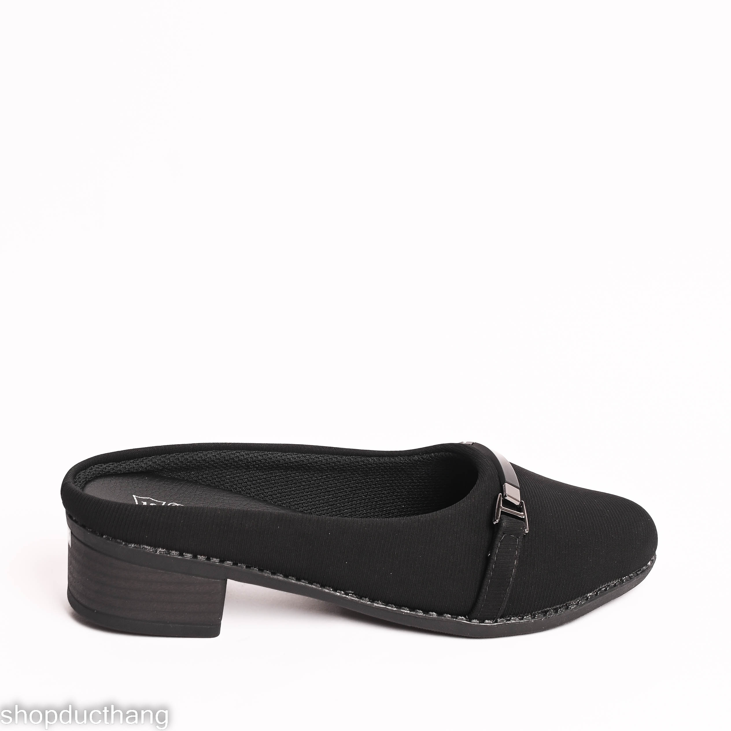 Dép bít mũi nữ thời trang