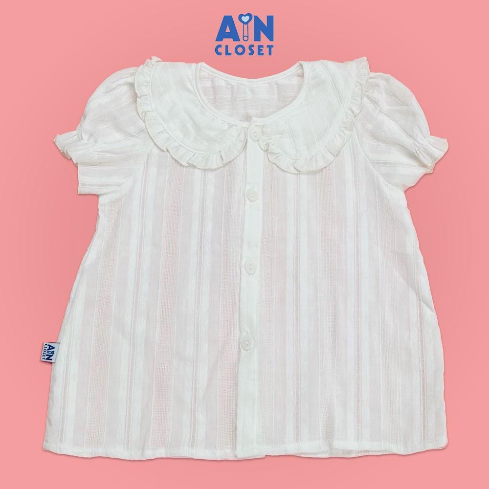 Áo Sơ mi Ngắn tay bé gái họa tiết Hoa Cánh bướm trắng cotton dệt - AICDBGAI7DVE - AIN Closet