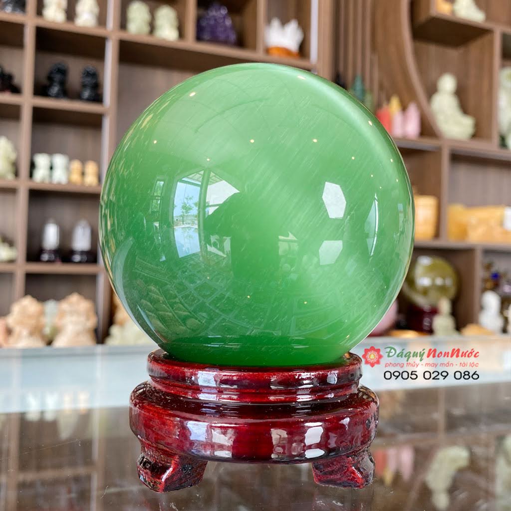 Quả cầu phong thủy năng lượng đá mắt mèo xanh lá 12cm