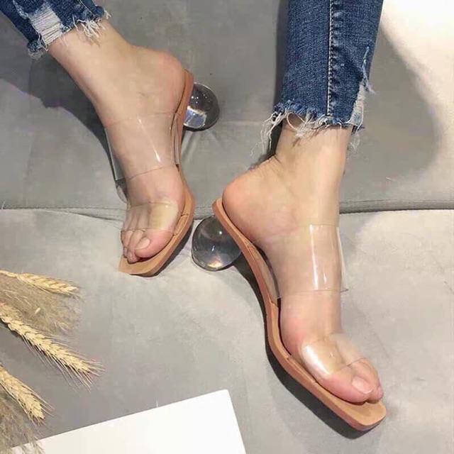 Guốc quai trong full box Size: 35->39 450