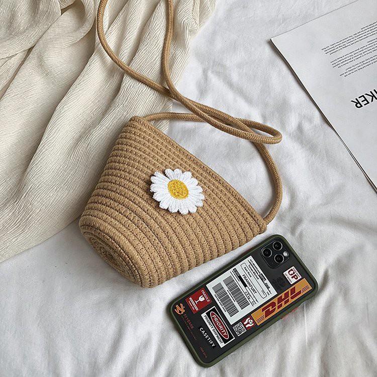 Straw Woven Bag Women's New Small Flower Woven Bucket Bag Mori Style Girl One-Shoulder Messenger Bag