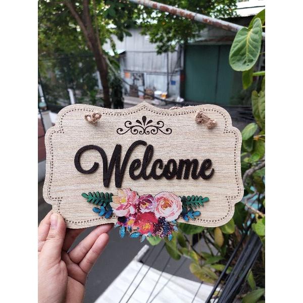 Bảng gỗ welcome 2 mặt treo cửa hàng trang trí shop