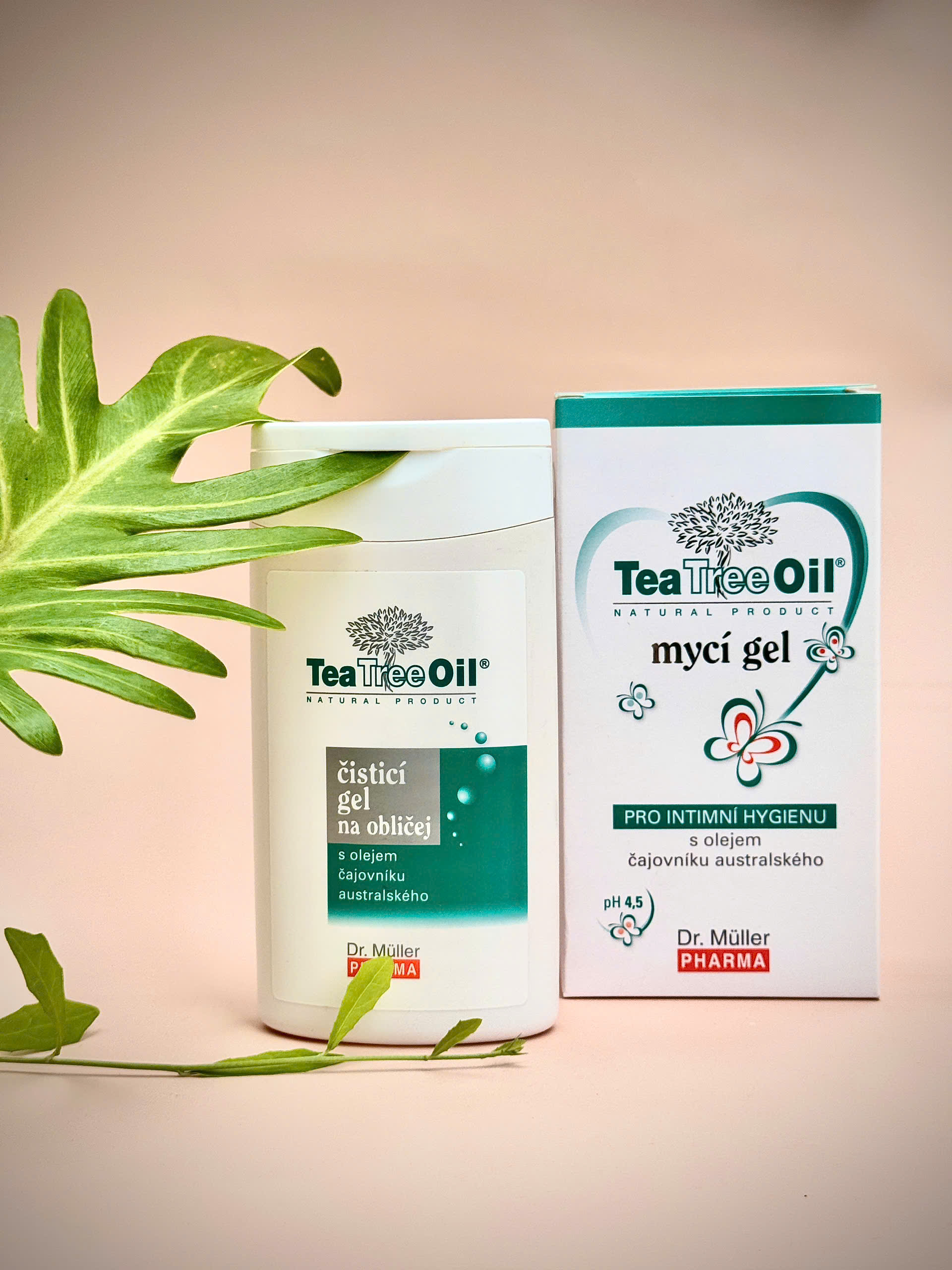Dung dịch vệ sinh Teatree Oil Gel Dr.Muller Pharma 200ml- Dịu Nhẹ, Kháng khuẩn [ Nhập khẩu chính hãng CH Séc]